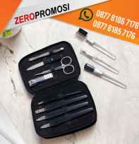 Manicure Set