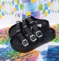 Sandal wanita