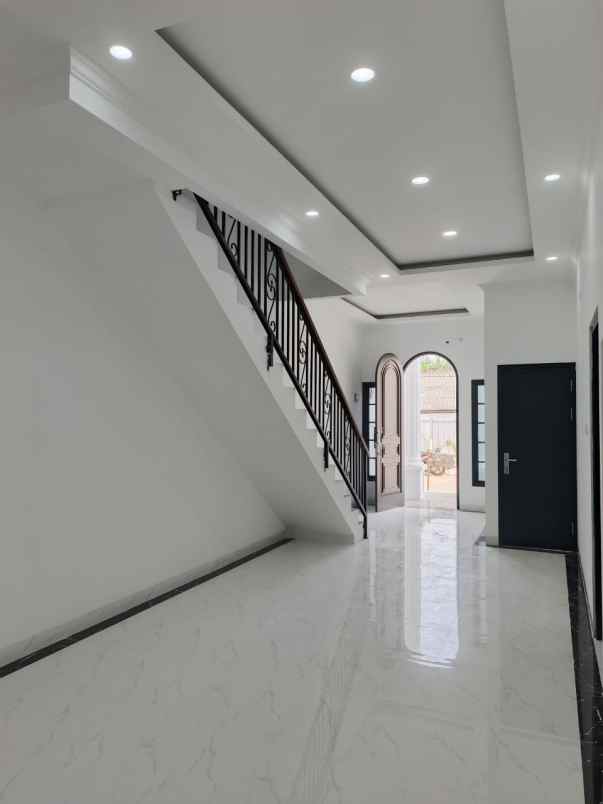 rumah jakarta timur