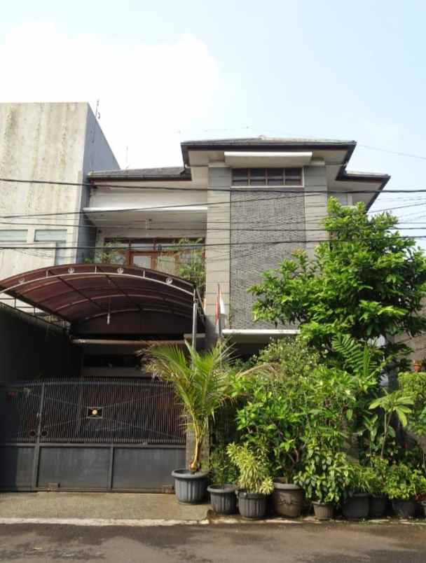 rumah kebayoran baru