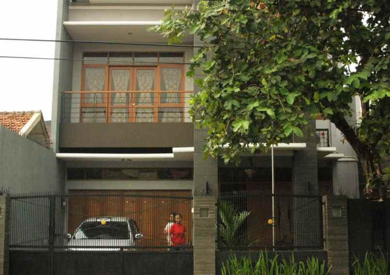 rumah kebayoran baru