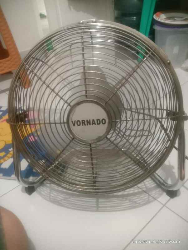 elektronik lain taman sari