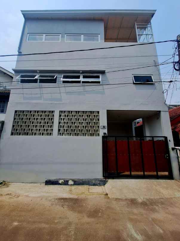 kost tangerang selatan