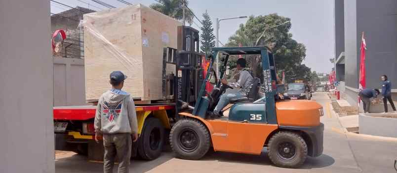 angkutan dan pengiriman kramat jati