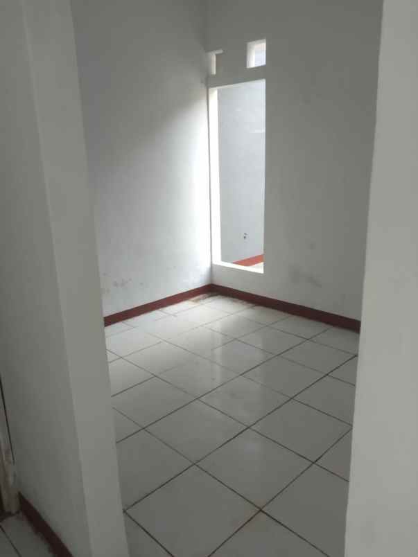rumah tajur halang