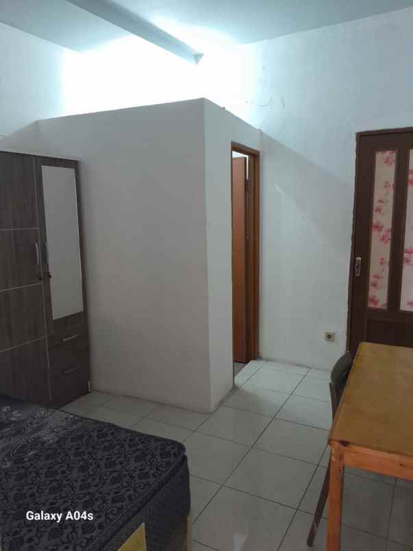 kost cipayung