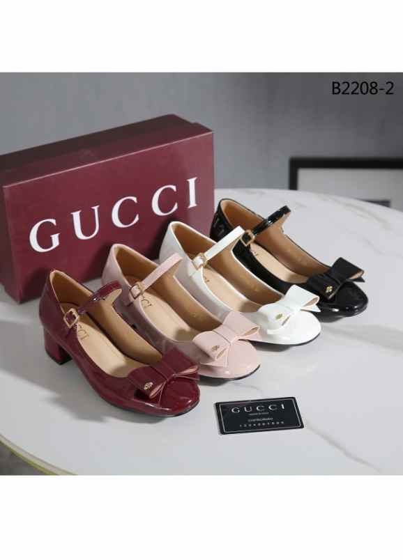 sepatu dan sandal tangerang selatan