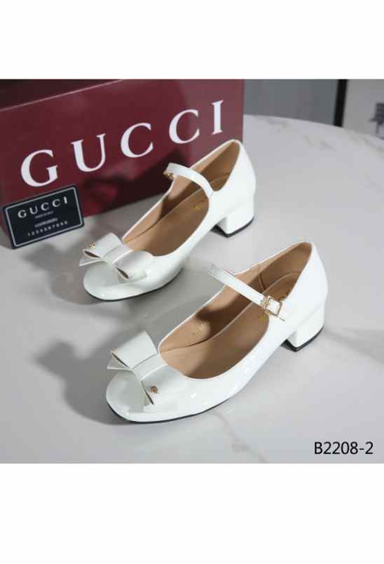 sepatu dan sandal tangerang selatan
