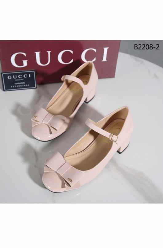 sepatu dan sandal tangerang selatan