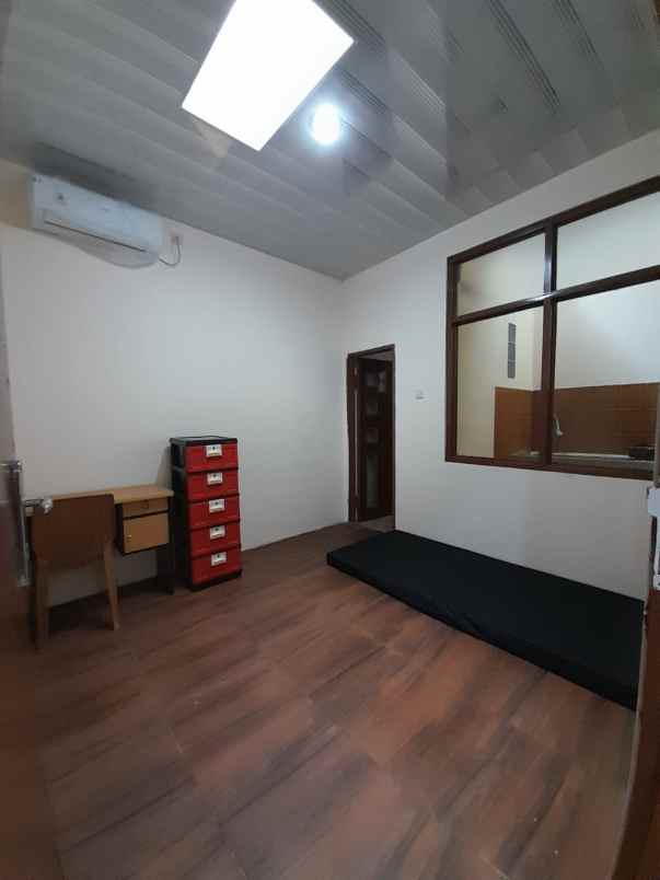 kost ciputat timur