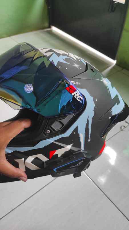 helm dan aksesoris motor bojongsari