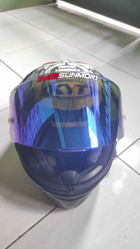 helm dan aksesoris motor bojongsari