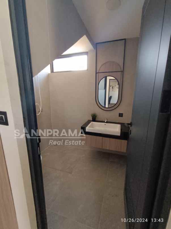 rumah babakan madang