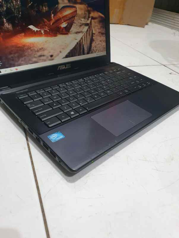 laptop adipala