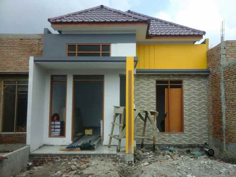 rumah percut sei tuan