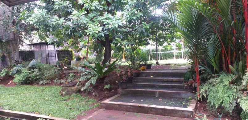 tanah jakarta selatan