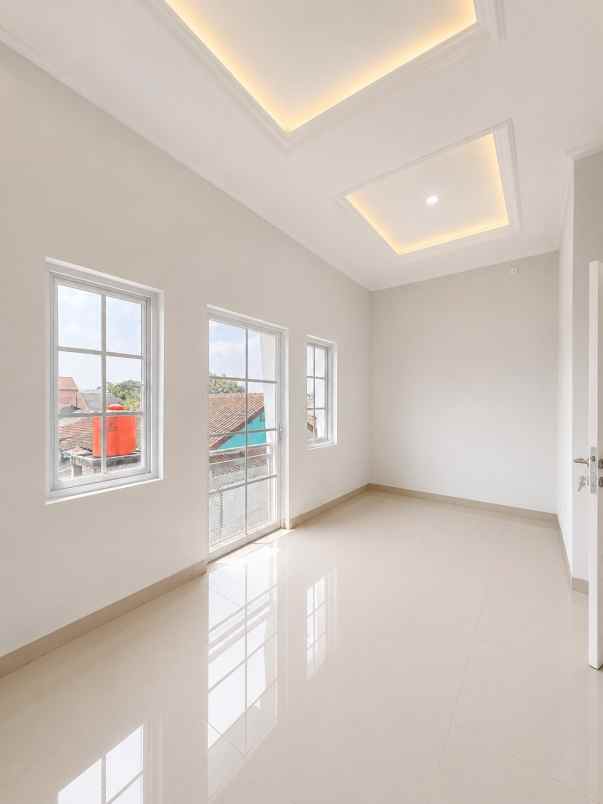 rumah bekasi