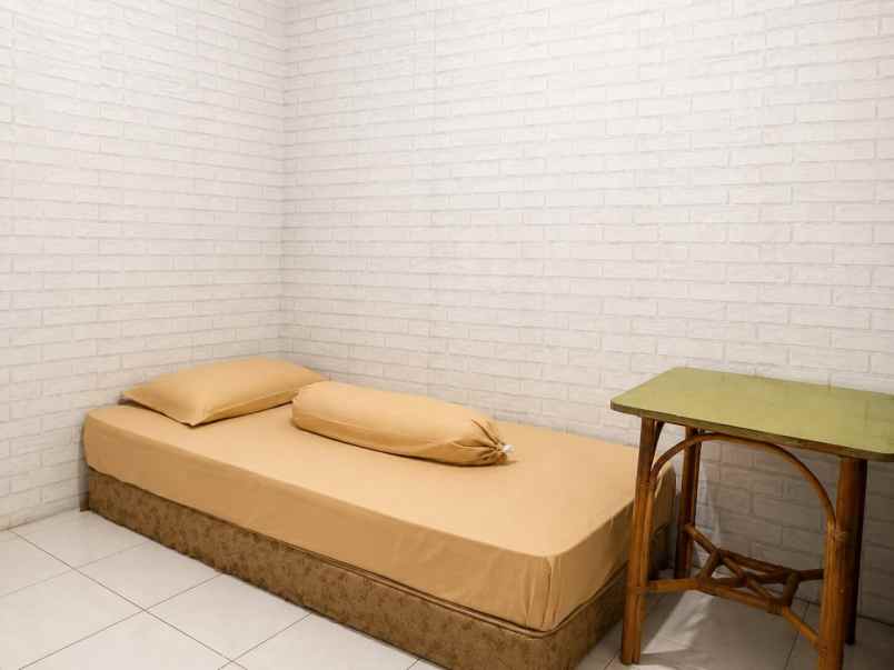 kost kebayoran baru