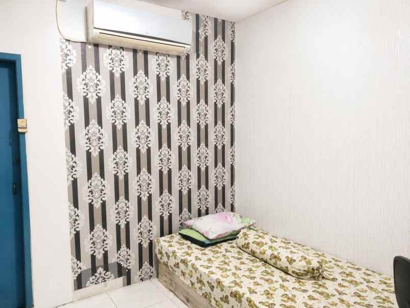 kost kebayoran baru