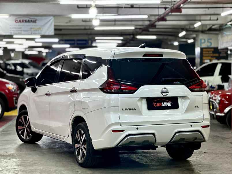 livina jakarta barat