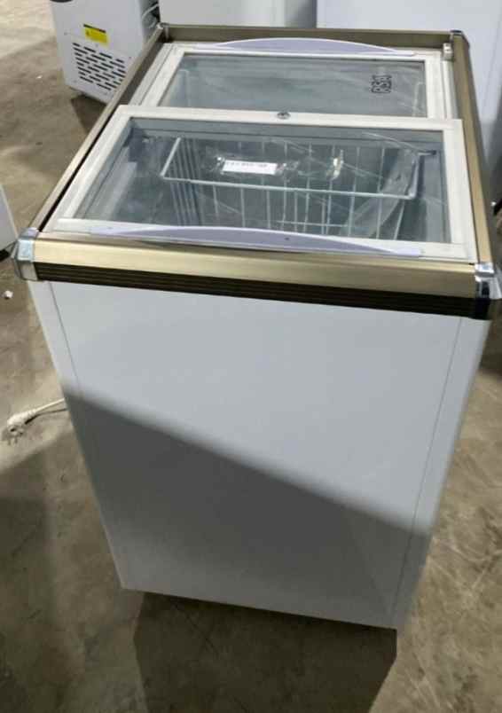 kulkas dan freezer cakung