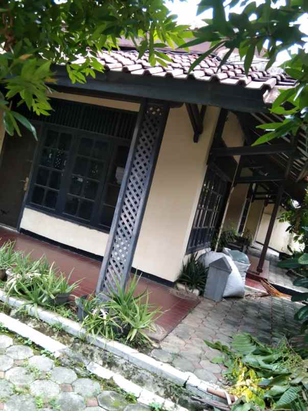 rumah kembangan