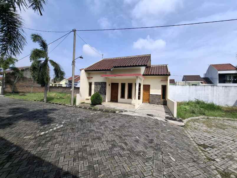 rumah sukoharjo