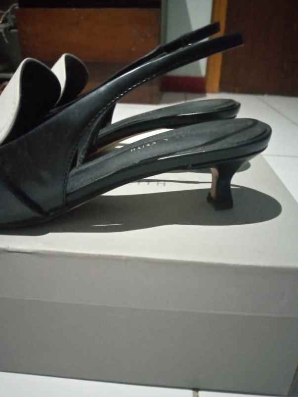 sepatu dan sandal jakarta barat