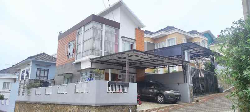 rumah lembang