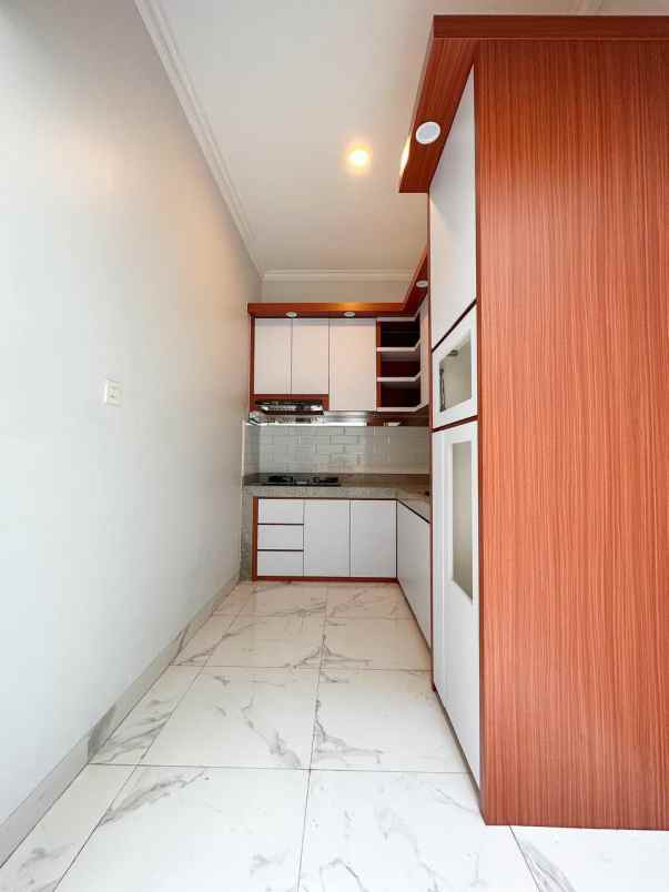 rumah jakarta selatan