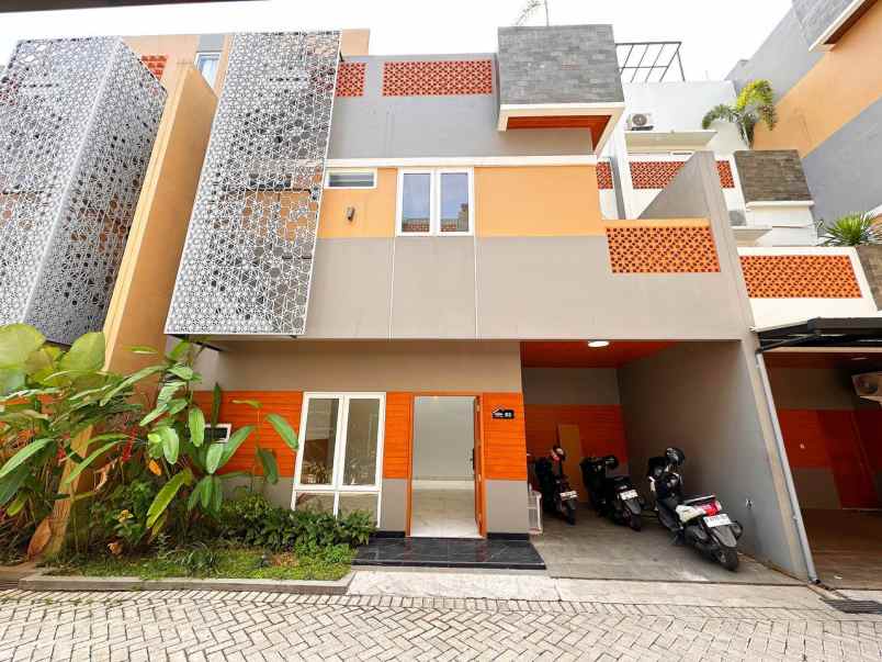 rumah jakarta selatan