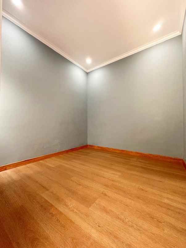 rumah jakarta selatan