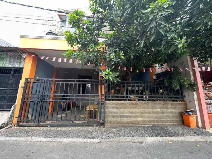 rumah jakarta timur