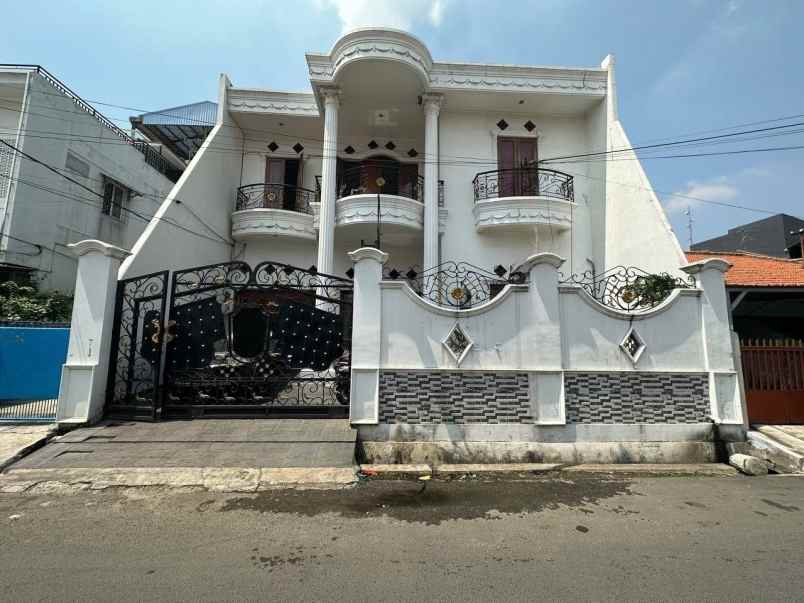 rumah jatinegara