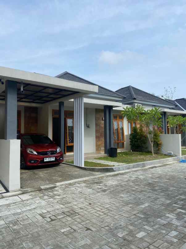 rumah kulon progo