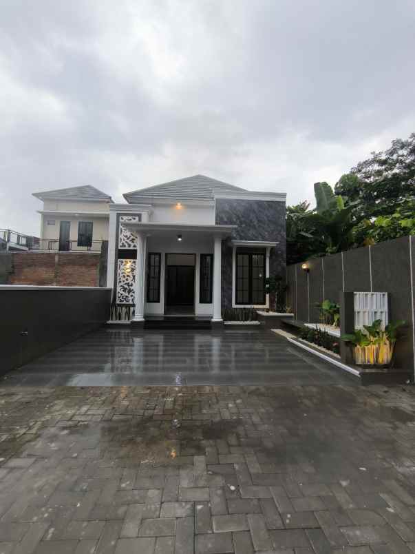 rumah panjatan