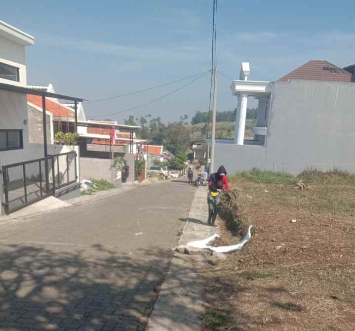 tanah ngamprah
