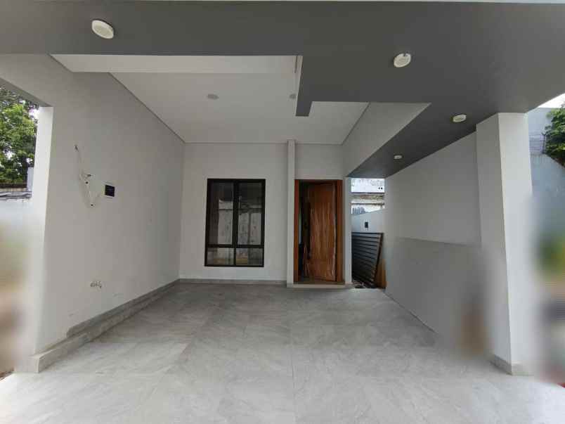 rumah jakarta selatan