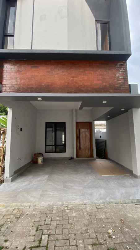 rumah jakarta selatan