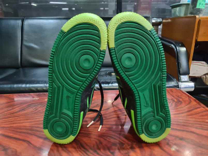 sepatu dan sandal pria pademangan