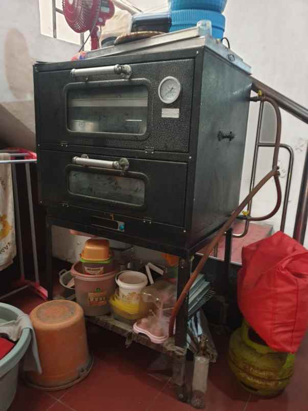 peralatan dapur gubeng