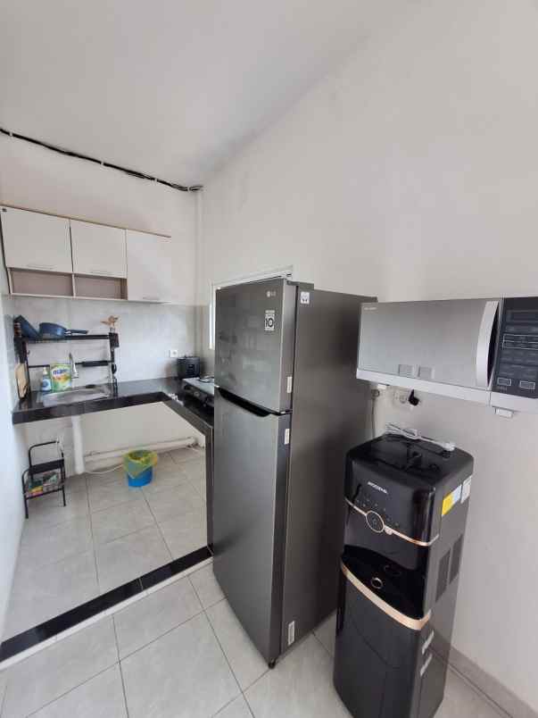 kost tangerang selatan