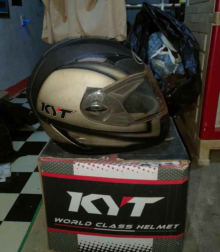 helm dan aksesoris motor pamanukan