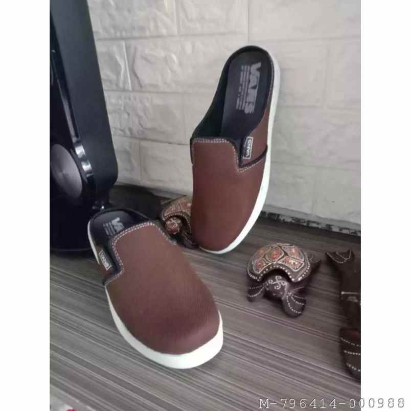 sepatu dan sandal cibodas