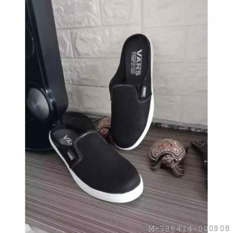 sepatu dan sandal cibodas